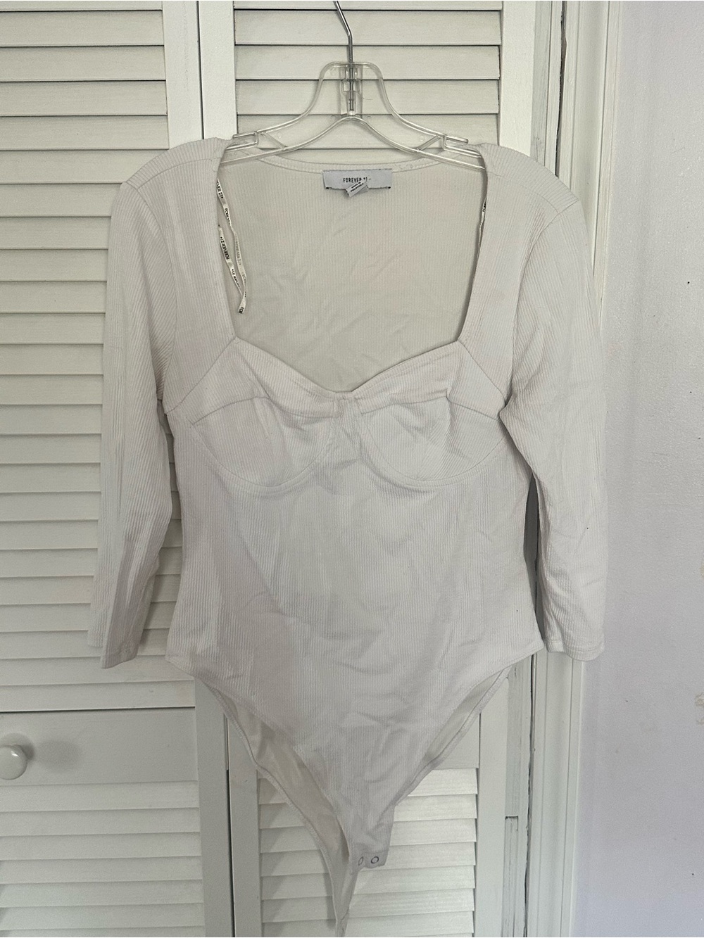 Forever 21 Cream Ribbed Long Sleeve Sweetheart Bodysuit